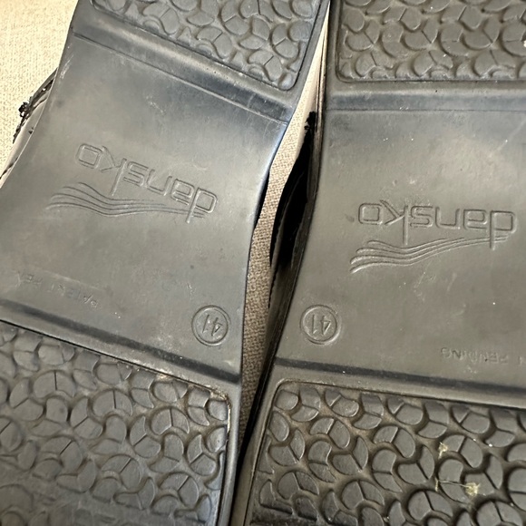 Dansko Clogs size 41 11 black - Picture 6 of 6